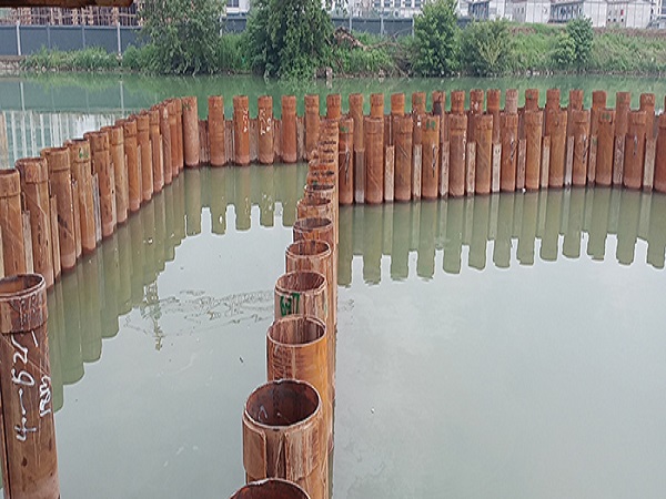 pc工法組合鋼管樁可用哪些方法來密封防水